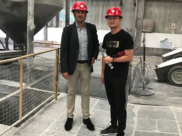 西班牙客戶來(lái)廠參觀